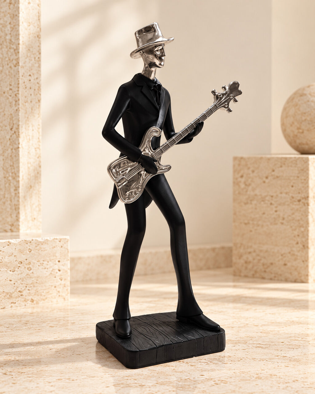 Sculpture guitariste noire et argentée | Atlas Maison