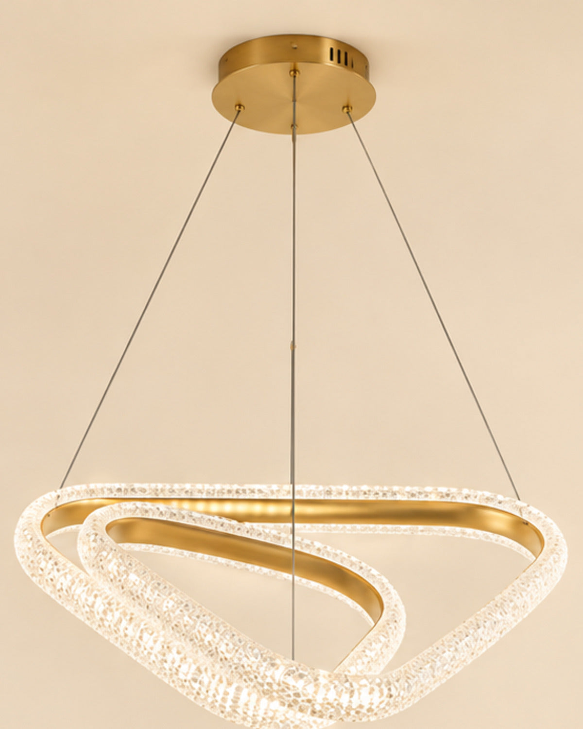 Suspension LED dorée à doubles anneaux | Atlas Maison